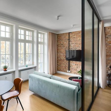 Apartament Aleja 22 Poznań Kültér fotó