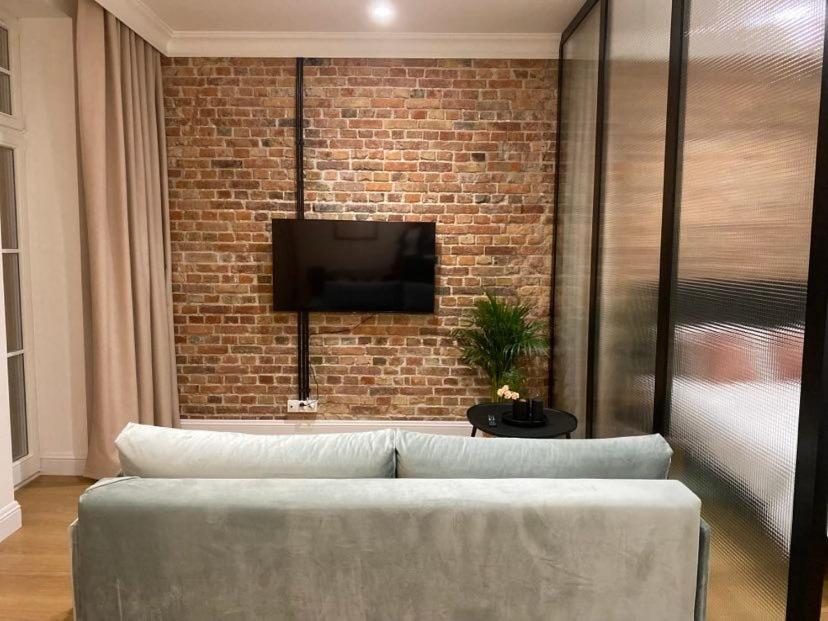 Apartament Aleja 22 Poznań Kültér fotó