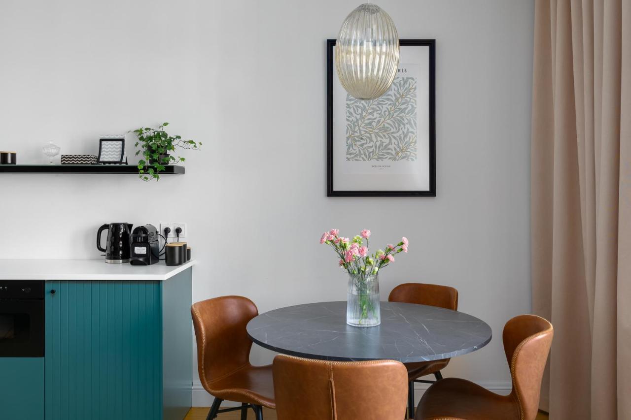 Apartament Aleja 22 Poznań Kültér fotó
