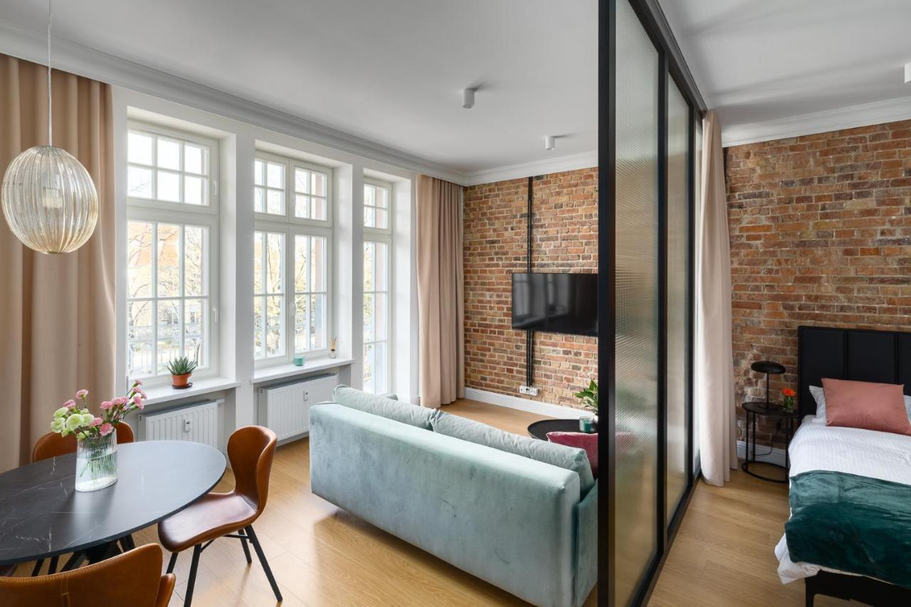 Apartament Aleja 22 Poznań Kültér fotó